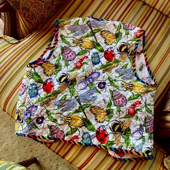 Reversible Insect Print Quilted Vest - Picture 2 of 3